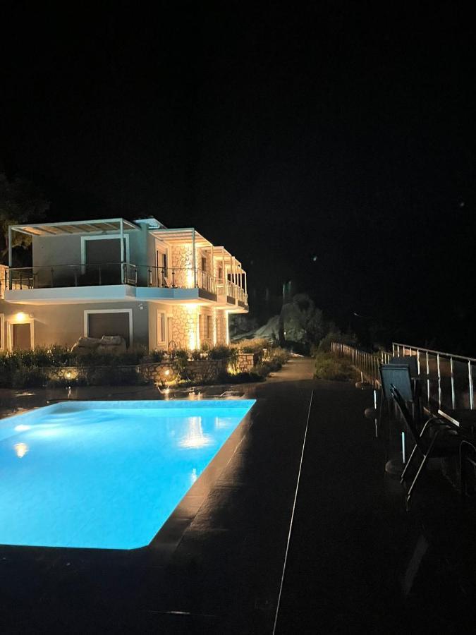 Melikiron Luxury Apartments Áyios Nikítas Eksteriør billede